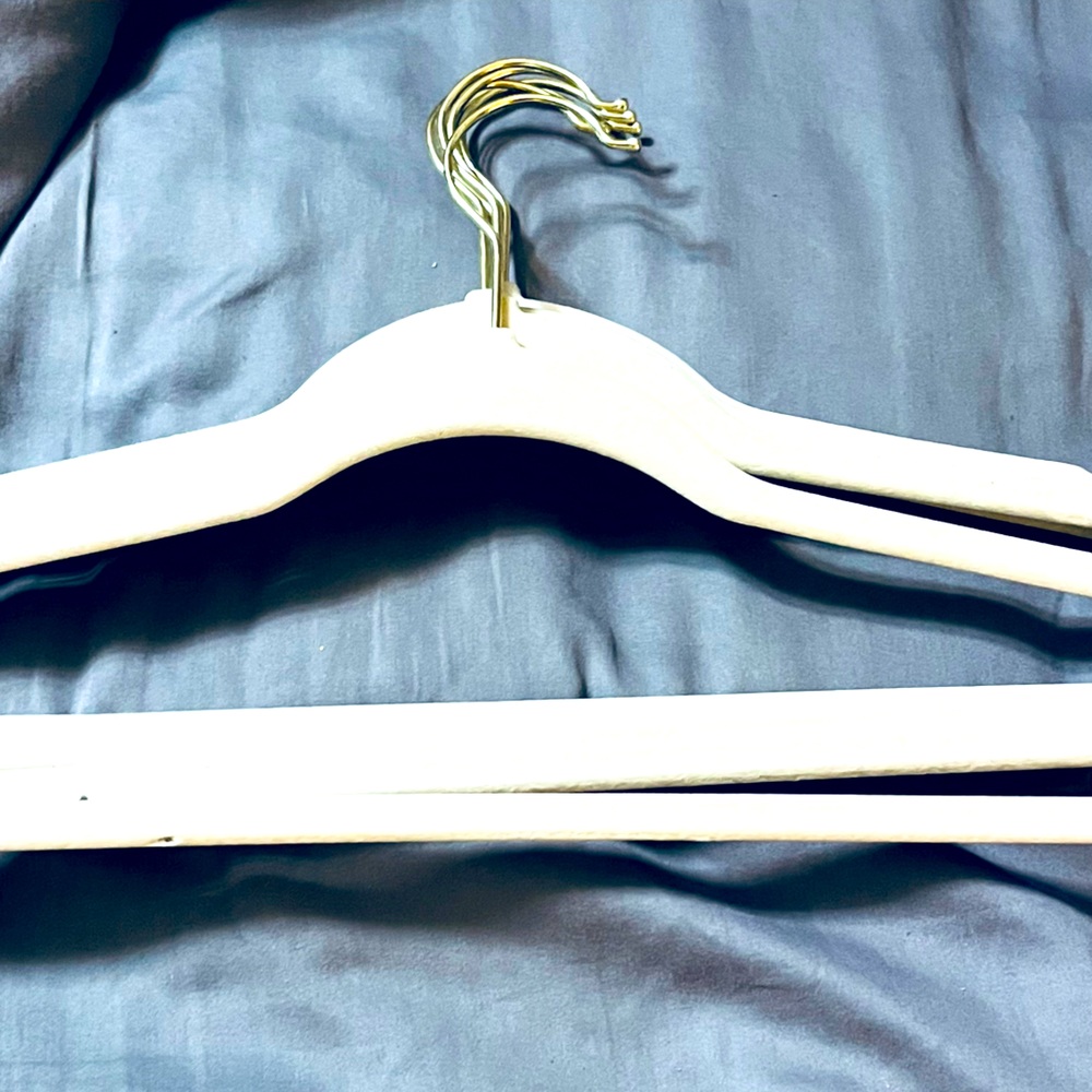 Half dozen cream felt hangers